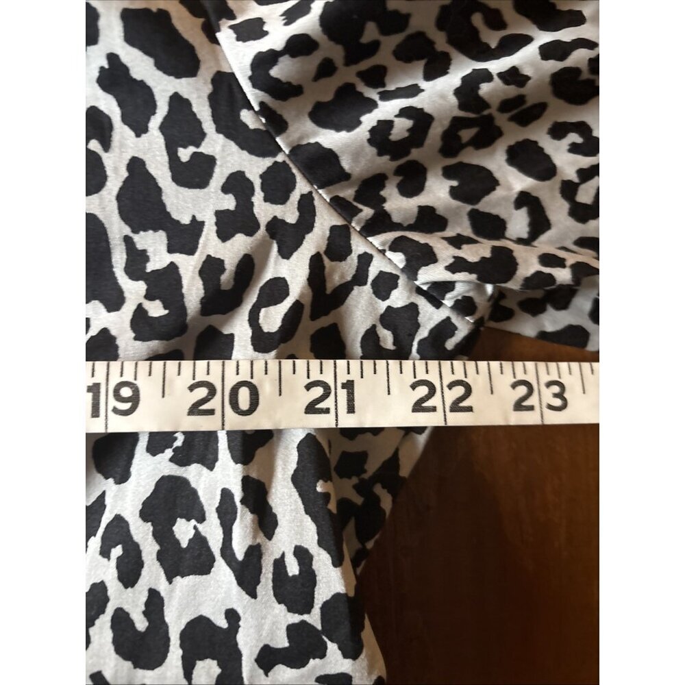 lane Bryant gray Animal Brunt Blouse Size 18 NWT - Picture 5 of 6